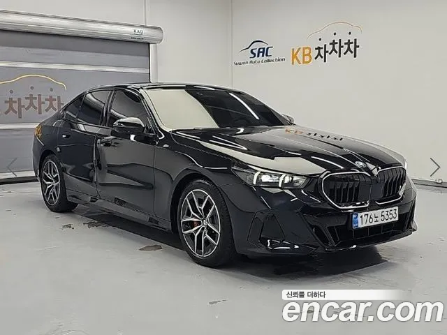 BMW 5 Series G60 — Фото автомобиля 4