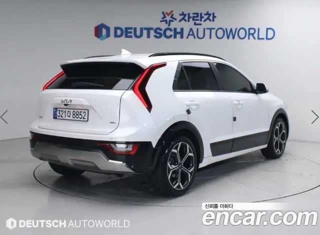 Kia Niro The All New Niro Signature — Фото автомобиля 2