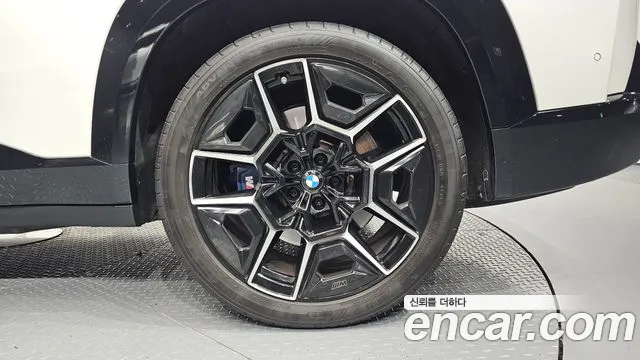 BMW XM — Фото автомобиля 20