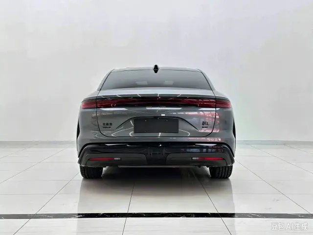 BYD Han L — Фото автомобиля 5