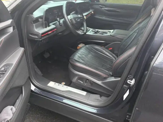 Ford Edge — Фото автомобиля 9