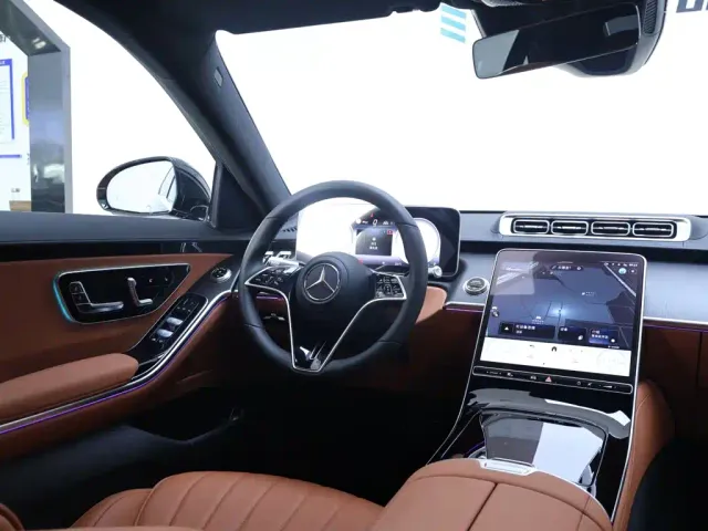 Mercedes-Benz S-Class — Фото автомобиля 13