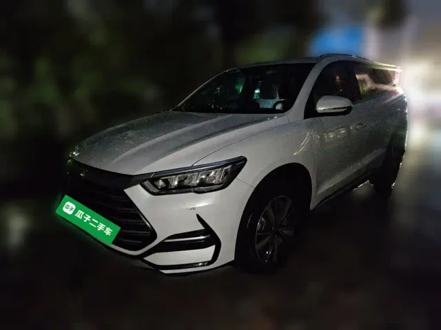 Фотография автомобиля — BYD Song Pro