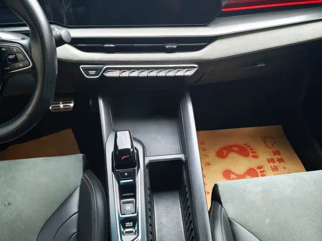 Geely Binrui — Фото автомобиля 8