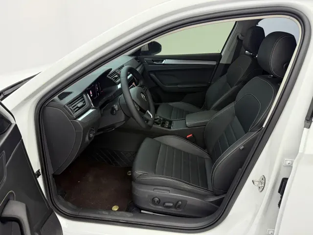 Skoda Superb — Фото автомобиля 16