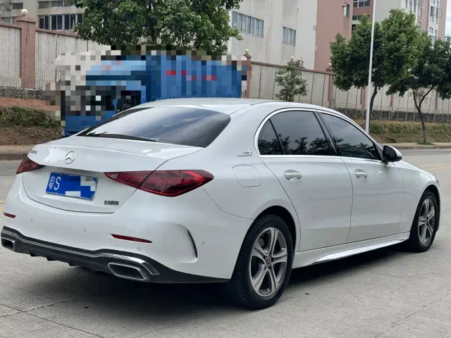 Mercedes-Benz C-Class — Фото автомобиля 3