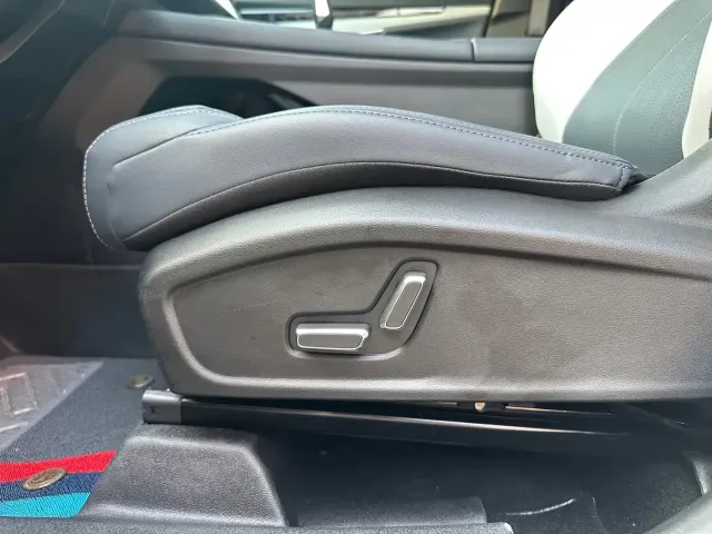 Geely Boyue L 2024 1.5TD DCT Premium Edition — Фото автомобиля 16