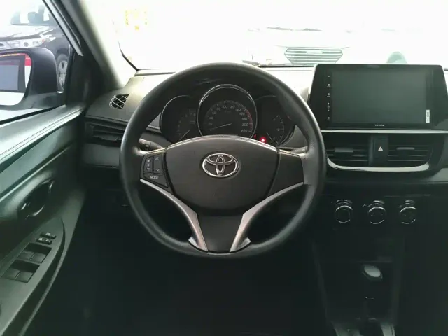 Toyota Vios FS — Фото автомобиля 10