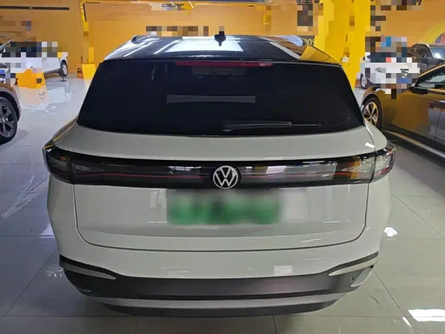 Volkswagen ID.4 X — Фото автомобиля 5