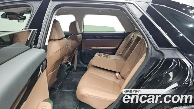 Hyundai Grandeur GN7 — Фото автомобиля 11
