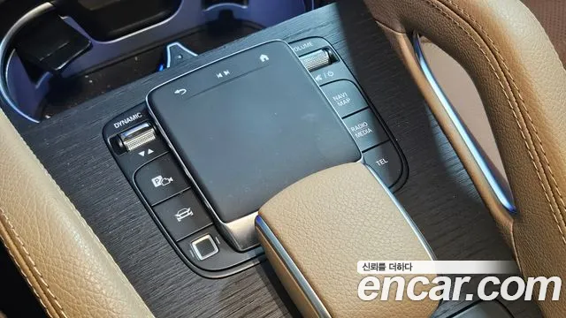 Mercedes-Benz GLE-Class — Фото автомобиля 10