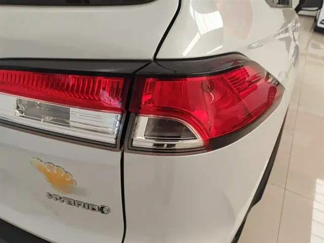 Toyota Corolla Cross — Фото автомобиля 7