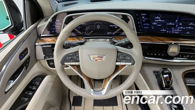 Cadillac Escalade Escalade 5 поколение — Фото автомобиля 13