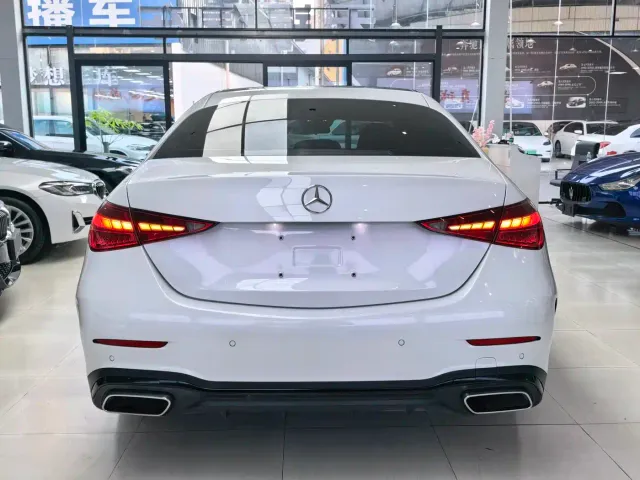 Mercedes-Benz C-Class — Фото автомобиля 9