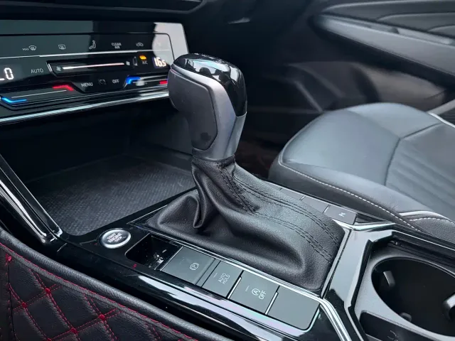 Volkswagen Passat — Фото автомобиля 14