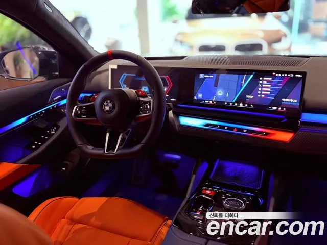 BMW M5 G90 — Фото автомобиля 12