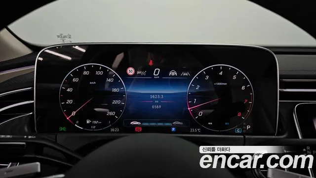 Mercedes-Benz E-Class W214 — Фото автомобиля 11