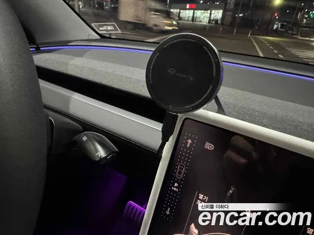 Tesla Model Y — Фото автомобиля 15