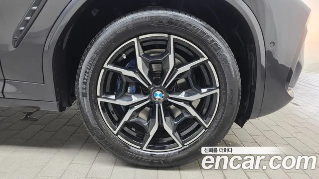 BMW X4 xDrive20i M Sport — Фото автомобиля 20