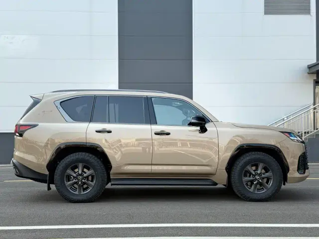Lexus LX — Фото автомобиля 6