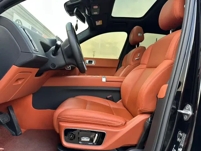 Li Auto L7 — Фото автомобиля 4