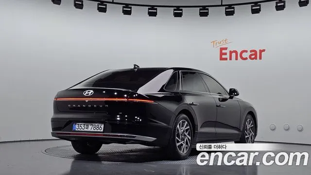 Hyundai Grandeur GN7 — Фото автомобиля 2