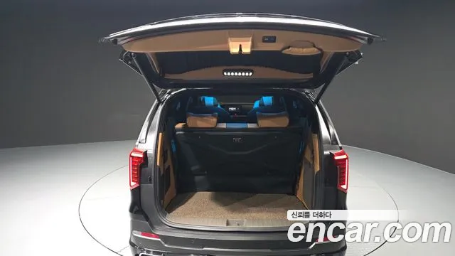 Kia Canival Новый Carnival 4 поколение Дизель 9 мест Hi-Limousine (Спецкузов) — Фото автомобиля 20