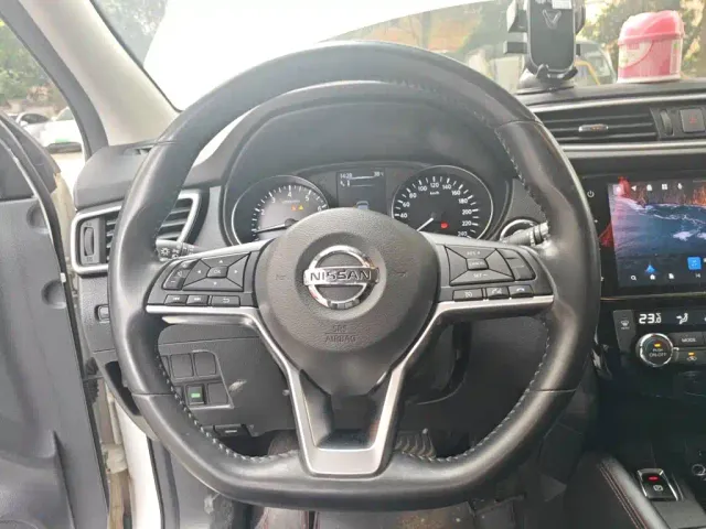 Nissan Qashqai — Фото автомобиля 11