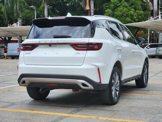 Geely Vision X6 — Фото автомобиля 6
