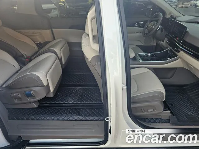 Kia Canival Новый Carnival 4 поколение Дизель 7 мест Signature — Фото автомобиля 15