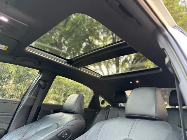Toyota Avalon — Фото автомобиля 25