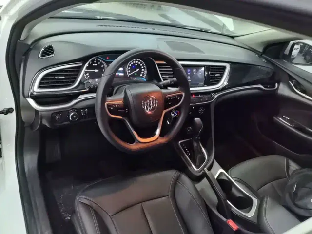Buick Excelle — Фото автомобиля 9