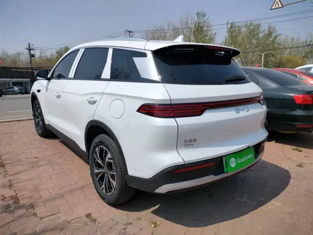 BYD Song Pro — Фото автомобиля 4