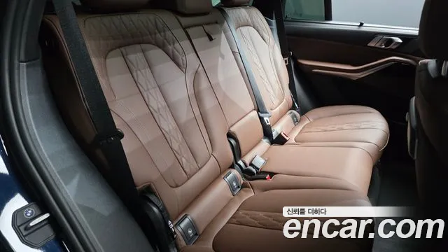 BMW X5 xDrive 40i M Sport — Фото автомобиля 11