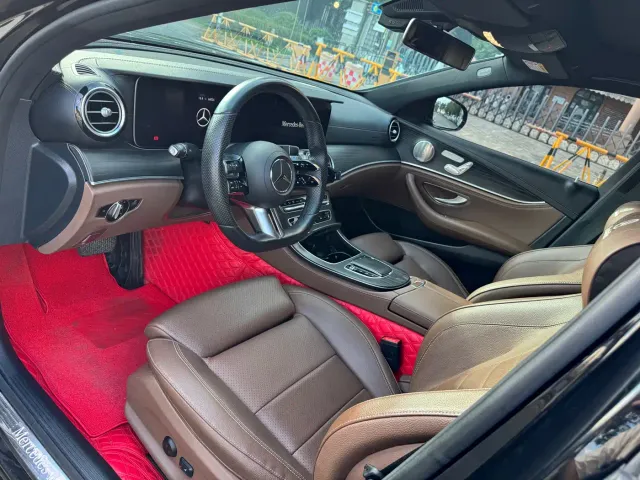 Mercedes-Benz E-Class — Фото автомобиля 10