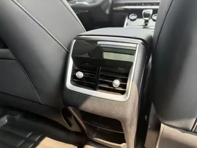 Chery Tiggo 8 — Фото автомобиля 26