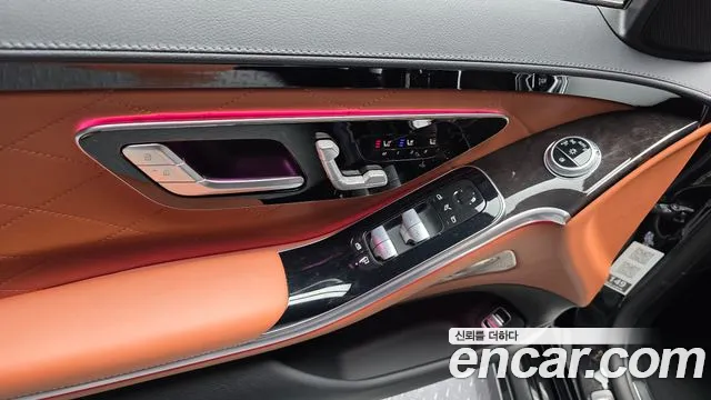 Mercedes-Benz S-Class — Фото автомобиля 6