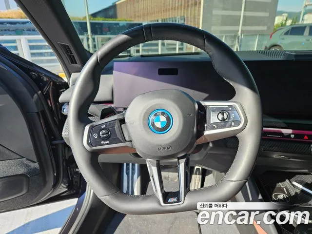 BMW i5 G60 — Фото автомобиля 8