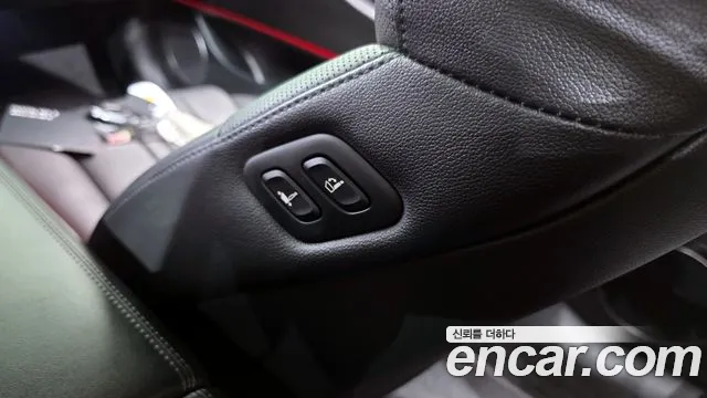 Genesis G80 Бензин 2.5 турбо AWD — Фото автомобиля 26