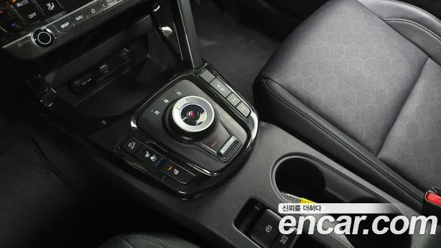 Kia Seltos New — Фото автомобиля 9
