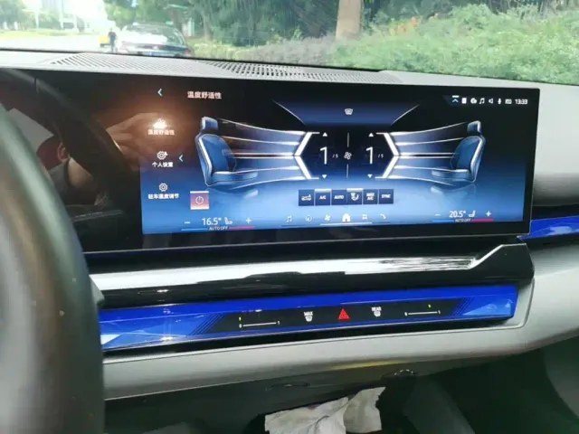 BMW i5 — Фото автомобиля 12