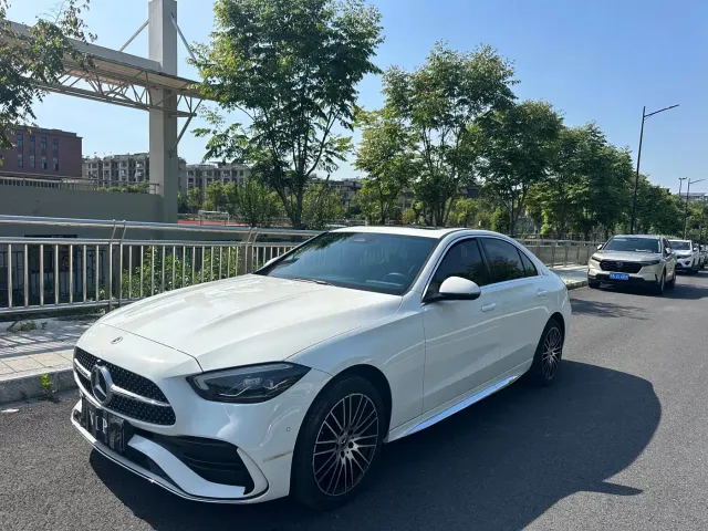 Mercedes-Benz C-Class — Фото автомобиля 3