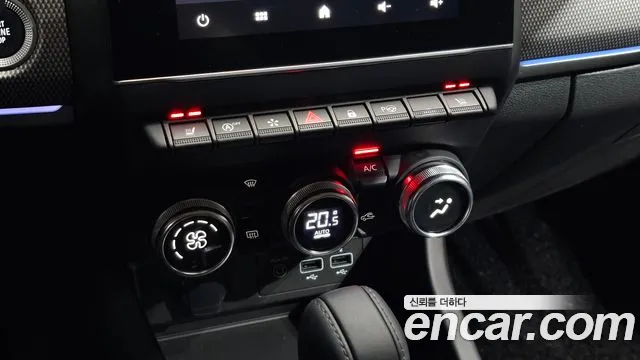Renault Korea XM3 — Фото автомобиля 26