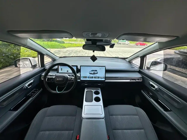 GAC Aion Y — Фото автомобиля 9