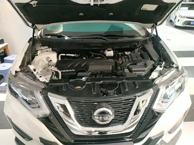 Nissan X-Trail — Фото автомобиля 19