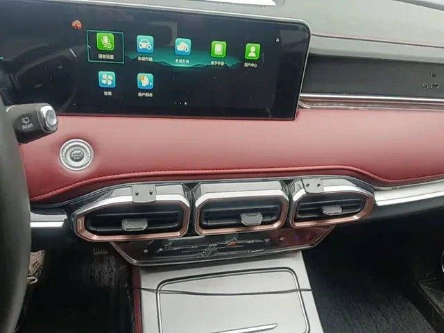 Jetour X70 Plus — Фото автомобиля 12