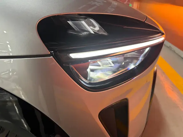 Xiaomi YU7 — Фото автомобиля 3