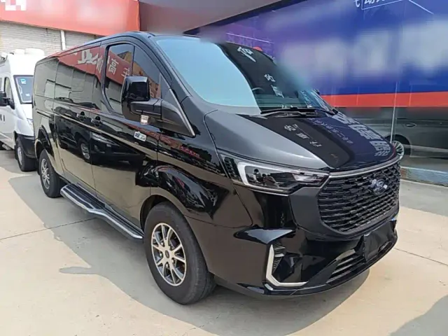 Ford Transit — Фото автомобиля 3