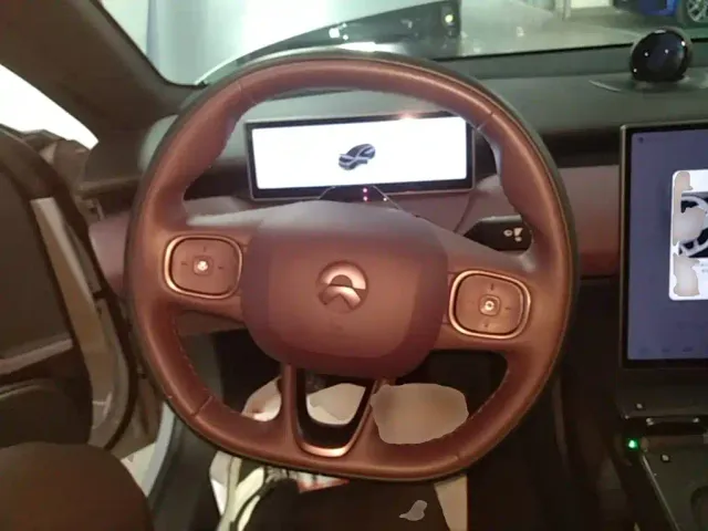 Nio ET5 Touring — Фото автомобиля 10