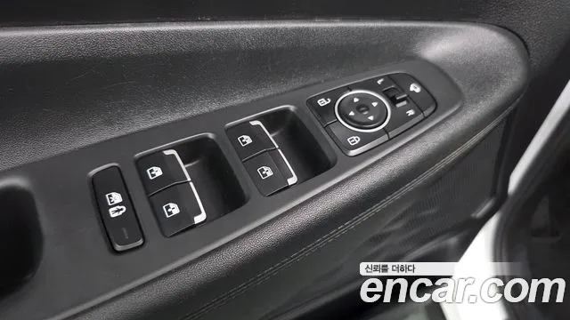 Hyundai Santafe — Фото автомобиля 26